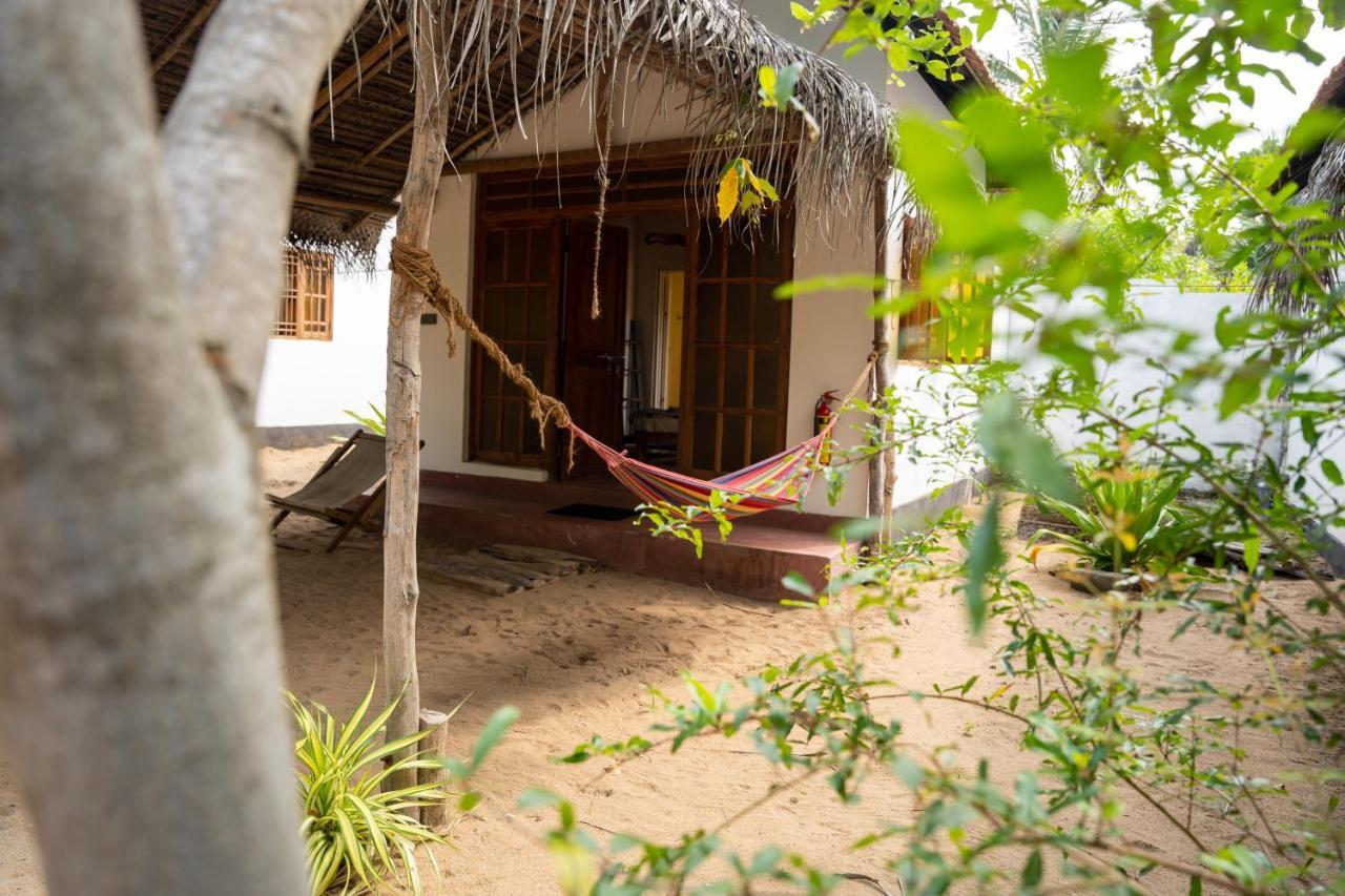 Margarita Kitesurfing School Sri Lanka Hotel Kalpitiya Exterior foto