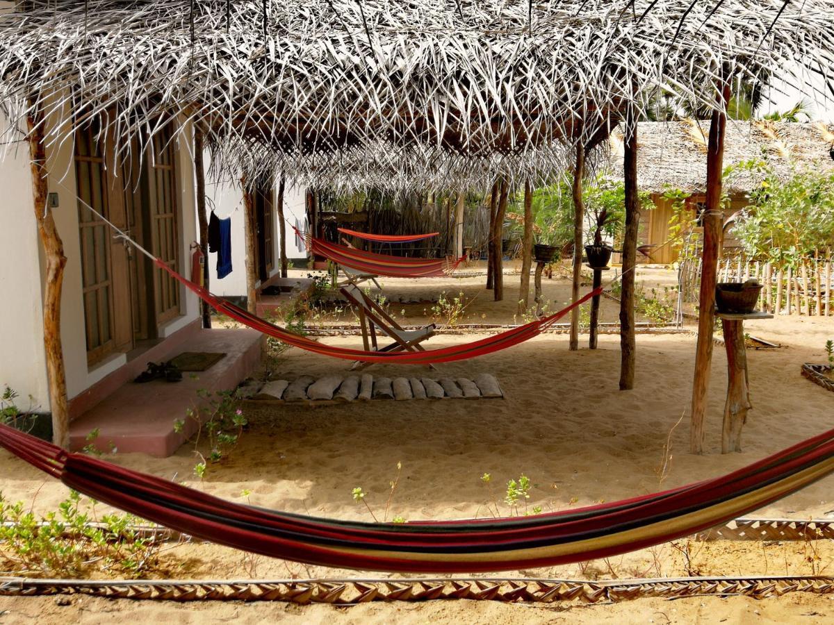Margarita Kitesurfing School Sri Lanka Hotel Kalpitiya Exterior foto